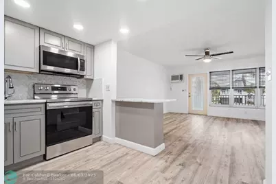 1110 N Riverside Dr, Unit #20, Pompano Beach, FL 33062 - Photo 21