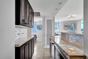 209 N Fort Lauderdale Beach Blvd Unit, Fort Lauderdale, FL 33304 - Photo 11