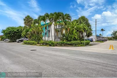 2715 NE 49th St, Unit #208, Fort Lauderdale, FL 33308 - Photo 3