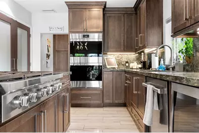 913  Coconut Dr, Fort Lauderdale, FL 33315 - Photo 23