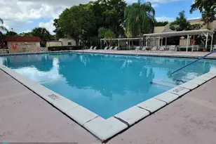 8260 SW 24th St, North Lauderdale, FL 33068 - Photo 25