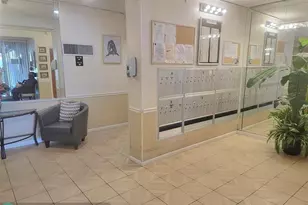 8260 SW 24th St, North Lauderdale, FL 33068 - Photo 17