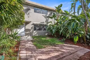 608 NE 29th Dr, Wilton Manors, FL 33334 - Photo 1