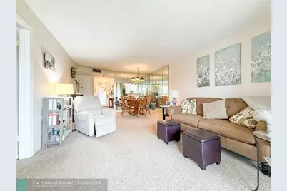 9460  Sunrise Lake Blvd, Unit #212, Sunrise, FL 33322 - Photo 15