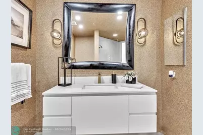 7000  Island Blvd, Unit #Ph-06, Aventura, FL 33160 - Photo 25