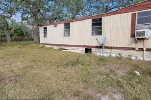 47 Palm Cir, Avon Park, FL 33825 - Photo 5