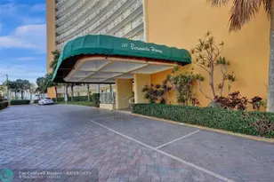 328 N Ocean Blvd, Pompano Beach, FL 33062 - Photo 27