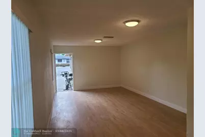 25 NW 11th St, Fort Lauderdale, FL 33311 - Photo 27