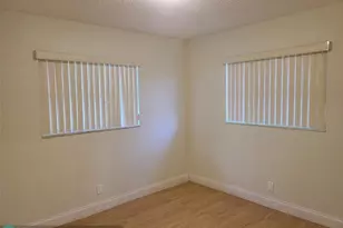 25 NW 11th St, Fort Lauderdale, FL 33311 - Photo 31