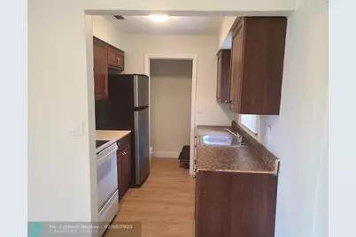 25 NW 11th St, Fort Lauderdale, FL 33311 - Photo 21