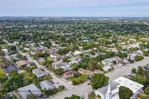 25 NW 11th St, Fort Lauderdale, FL 33311 - Photo 11