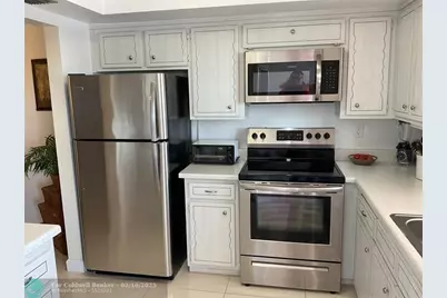 2141 NE 68th St, Unit #204, Fort Lauderdale, FL 33308 - Photo 9