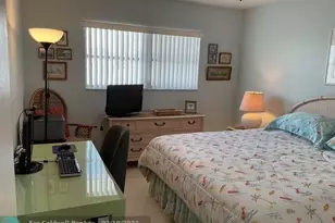 2141 NE 68th St, Fort Lauderdale, FL 33308 - Photo 13