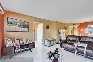 901 SW 138th Ave, Hollywood, FL 33027 - Photo 15
