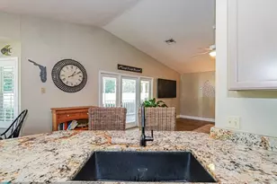 2180 Seville Ave, Vero Beach, FL 32960 - Photo 15