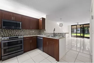 7625 NW 79th Ave, Unit #106, Tamarac, FL 33321 - Photo 7