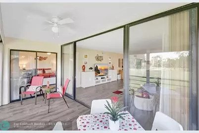 11114  Green Lakes Dr, Unit #203, Boynton Beach, FL 33437 - Photo 13