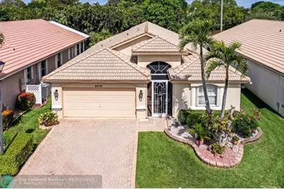 6358  Westchester Club Dr, Boynton Beach, FL 33437 - Photo 1