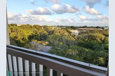 7001  Environ Blvd, Unit #604, Lauderhill, FL 33319 - Photo 9