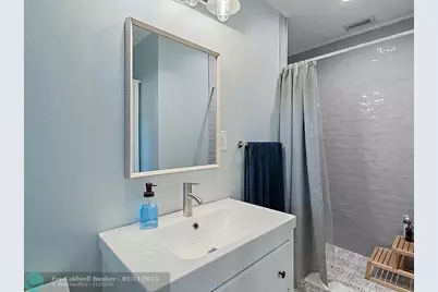 400  45th St, West Palm Beach, FL 33407 - Photo 19