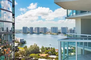 18671 Collins Ave, Sunny Isles Beach, FL 33160 - Photo 23