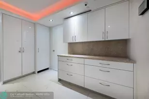 18671 Collins Ave, Sunny Isles Beach, FL 33160 - Photo 35