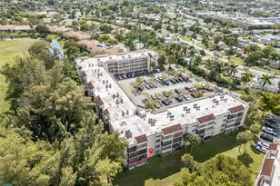 2551 Aragon Blvd, Sunrise, FL 33322 - Photo 9