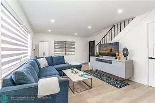 807 SW 14th Ct, Fort Lauderdale, FL 33315 - Photo 13