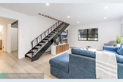 807 SW 14th Ct, Fort Lauderdale, FL 33315 - Photo 21