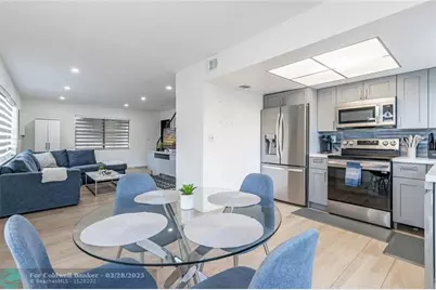 807 SW 14th Ct, Fort Lauderdale, FL 33315 - Photo 5