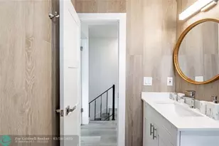 807 SW 14th Ct, Fort Lauderdale, FL 33315 - Photo 29