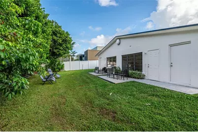 825 SW 14th St, Fort Lauderdale, FL 33315 - Photo 49