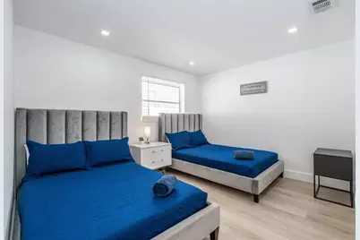 825 SW 14th St, Fort Lauderdale, FL 33315 - Photo 43