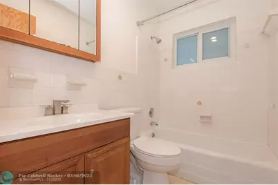 321 SE 1st Ave, Pompano Beach, FL 33060 - Photo 7