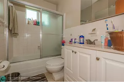 321 SE 1st Ave, Pompano Beach, FL 33060 - Photo 21