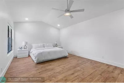 376  Prestwick Circle, Unit #3, Palm Beach Gardens, FL 33418 - Photo 15