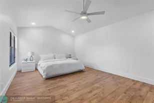 376 Prestwick Cir, Palm Beach Gardens, FL 33418 - Photo 15