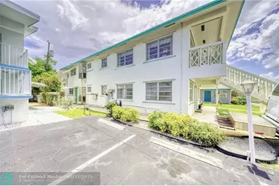 3220  Canal Dr, Pompano Beach, FL 33062 - Photo 71