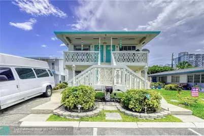 3220  Canal Dr, Pompano Beach, FL 33062 - Photo 9