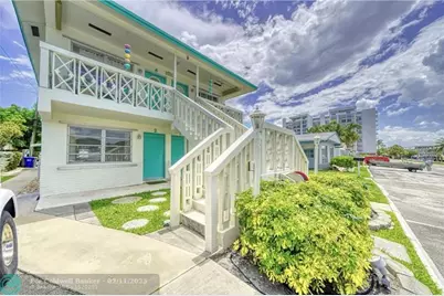 3220  Canal Dr, Pompano Beach, FL 33062 - Photo 11