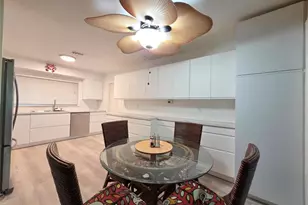 2585 SE 3rd St, Pompano Beach, FL 33062 - Photo 11