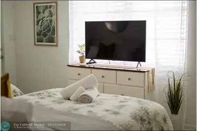 3232 NE 15th St, Pompano Beach, FL 33062 - Photo 9