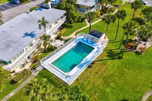 2755 NE 28th Ave, Lighthouse Point, FL 33064 - Photo 7