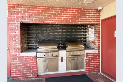 1055  Country Club Dr, Unit #404, Margate, FL 33063 - Photo 65