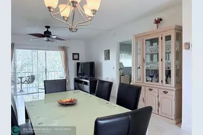 1055  Country Club Dr, Unit #404, Margate, FL 33063 - Photo 5