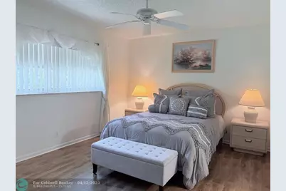 1055  Country Club Dr, Unit #404, Margate, FL 33063 - Photo 23