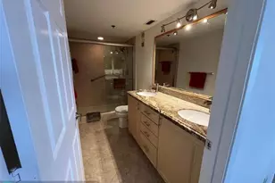 7260 Kinghurst Dr, Delray Beach, FL 33446 - Photo 13