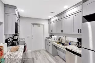 7290 NW 1st St, Margate, FL 33063 - Photo 27