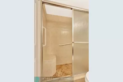 7290 NW 1st St, Unit #205, Margate, FL 33063 - Photo 21