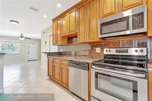 7290 NW 1st St, Margate, FL 33063 - Photo 3